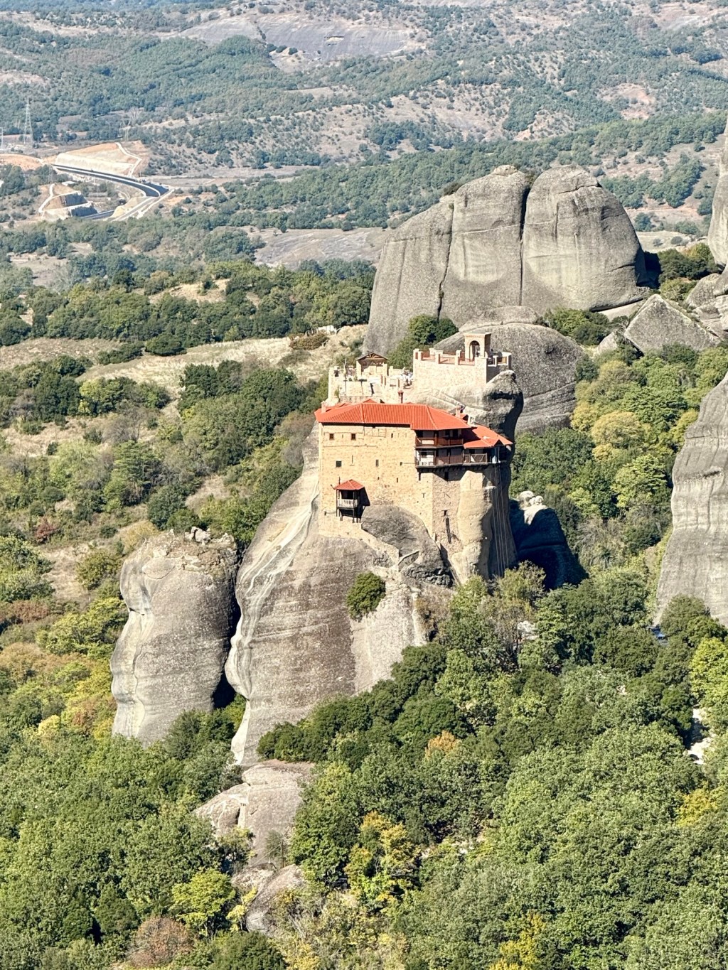 The Monasteries That Hang Between Heaven and&nbsp;Earth